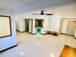 Blk 30 Holland Close (Queenstown), HDB 5 Rooms #635128221
